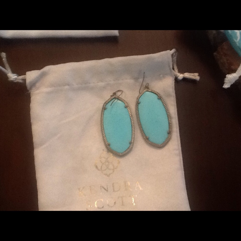 Kendra Scott turquoise Danielle earrings
